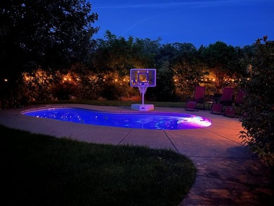 Beautifully maintained home offering the perfect blend of - photo 34