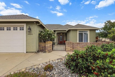 Beautifully maintained home offering the perfect blend of - photo 42