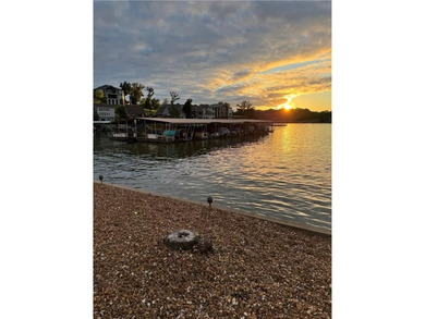 ***NEW,NEW***Osage Beach,Mo Walk-in unit no steps condo!Fabulous - photo 1