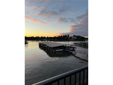 ***NEW,NEW***Osage Beach,Mo Walk-in unit no steps condo!Fabulous - photo 2