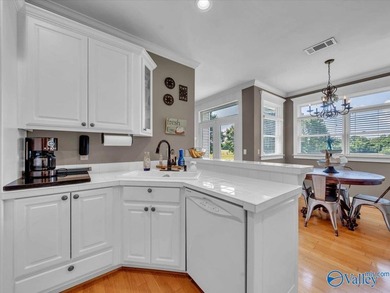 Enjoy the perfect blend of country living and city convenience - photo 12