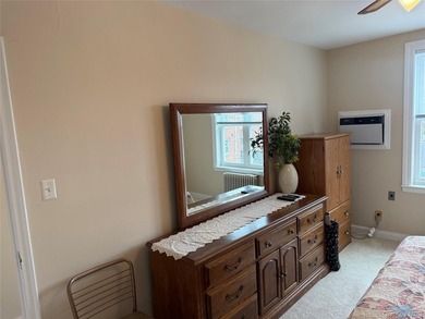 New to market! Second-floor garden apartment offering five - photo 14