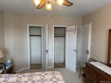 New to market! Second-floor garden apartment offering five - photo 15