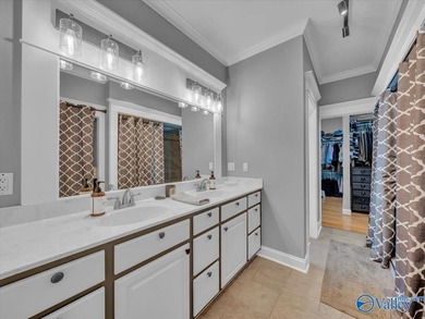 Enjoy the perfect blend of country living and city convenience - photo 17
