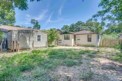 Charming 2 bedrooms and 1 bathroom home in Central Pensacola - photo 22