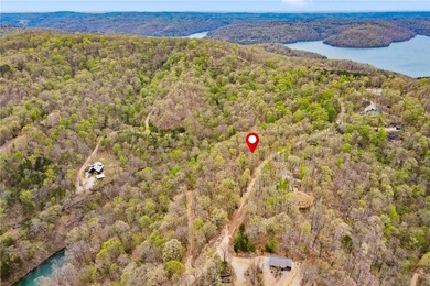 Looking for rural, secluded lake area living? This 3.75 acre - photo 3