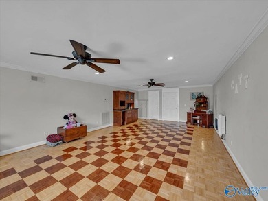 Enjoy the perfect blend of country living and city convenience - photo 28