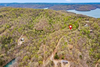 Looking for rural, secluded lake area living? This 3.54 acre - photo 3