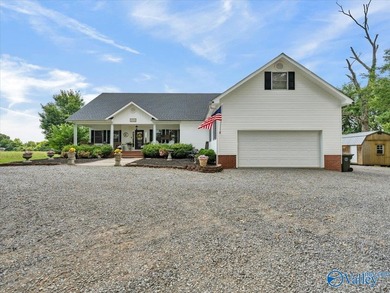 Enjoy the perfect blend of country living and city convenience - photo 46
