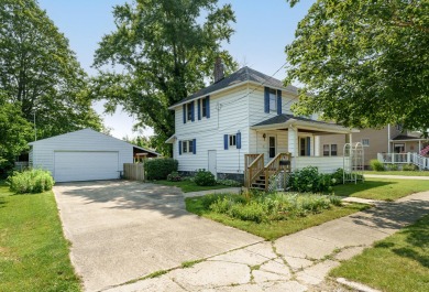 (private lake, pond, creek) Home For Sale in Niles Michigan