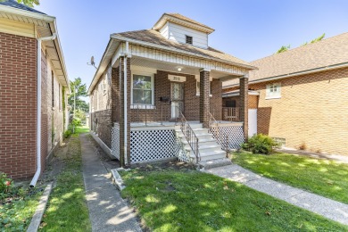 (private lake, pond, creek) Home Sale Pending in Whiting Indiana