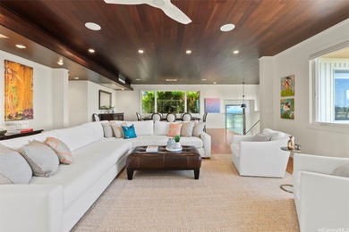 This stunning home is ready for you to live the ultimate Hawaii - photo 6