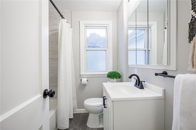 Welcome to 976 Denise Road! A beautifully renovated 3-bedroom, 2 - photo 20