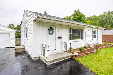 Welcome to 976 Denise Road! A beautifully renovated 3-bedroom, 2 - photo 25