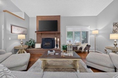 Beautiful Villa Alegre Courts is the perfect location for people - photo 9