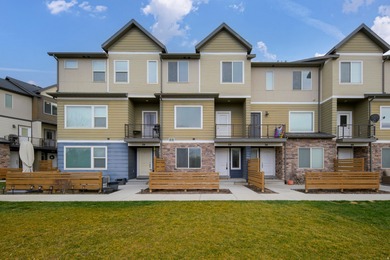 Utah Lake Townhome/Townhouse For Sale in Pleasant Grove Utah