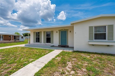 Under contract-accepting backup offers. If homes could tell - photo 5
