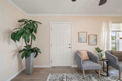 Under contract-accepting backup offers. If homes could tell - photo 8