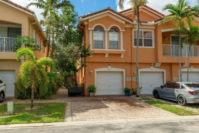 Lake Townhome/Townhouse For Sale in Riviera Beach, Florida