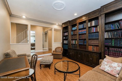 Welcome to 38 Jasper St. in the desirable Willowbrook section of - photo 14