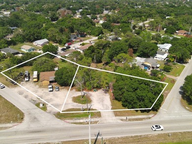 1 acre with 2 homes! Being sold together with 906 Angle road - photo 3