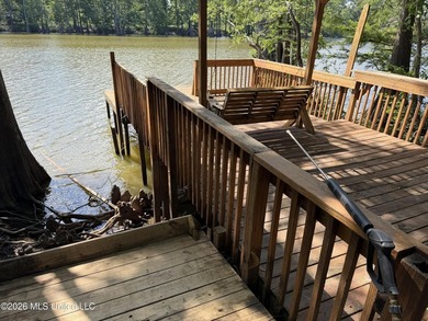 Wolf Lake Cabin! Ample outdoor living areas, decks, docks and - photo 33