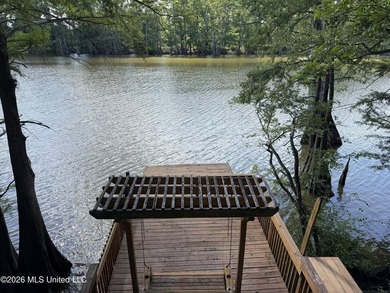 Wolf Lake Cabin! Ample outdoor living areas, decks, docks and - photo 42