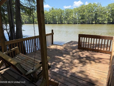 Wolf Lake Cabin! Ample outdoor living areas, decks, docks and - photo 44