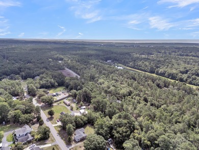 One-of-a-kind Neighborhood. Welcome to Tidewater, an authentic - photo 6
