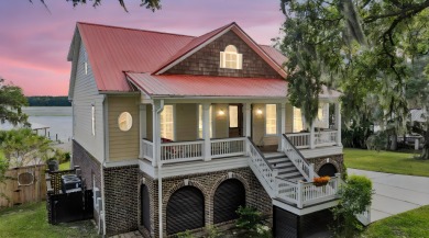 Lake Home For Sale in Moncks Corner, South Carolina