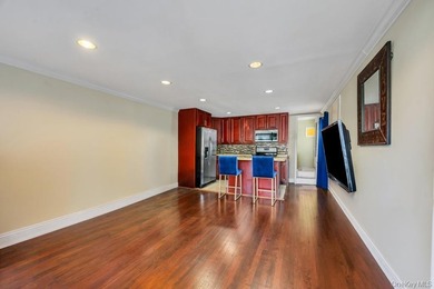 Welcome to 1536 East 51st Street, a beautifully maintained - photo 3