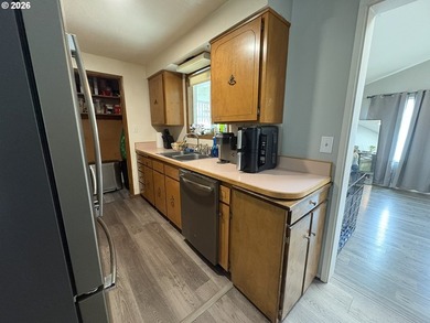 This 3 bedroom, 2 bath home is situated on a spacious in-town - photo 11