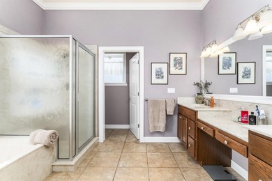 This meticulously maintained split-level home offers 5 bedrooms - photo 14