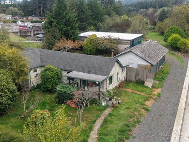 The Shop Steals the Show - But the House Comes Too!Let's be - photo 23