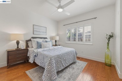 OPEN HOUSE SAT- SUN 1-4PM. East facing house, set on a quiet - photo 25