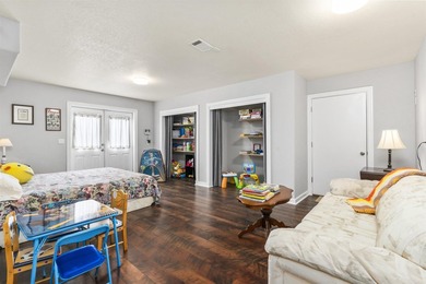 This meticulously maintained split-level home offers 5 bedrooms - photo 26