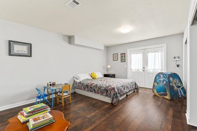 This meticulously maintained split-level home offers 5 bedrooms - photo 27