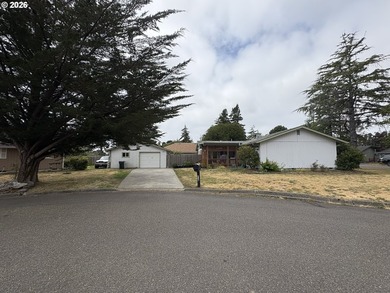 This 3 bedroom, 2 bath home is situated on a spacious in-town - photo 29