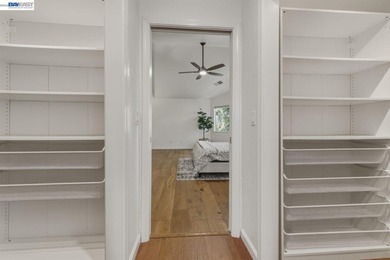 OPEN HOUSE SAT- SUN 1-4PM. East facing house, set on a quiet - photo 32