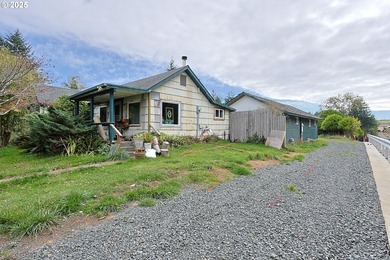 The Shop Steals the Show - But the House Comes Too!Let's be - photo 42