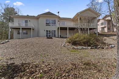 This meticulously maintained split-level home offers 5 bedrooms - photo 43