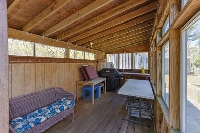 Beautifully tucked away on a quiet, sand road on the western - photo 46