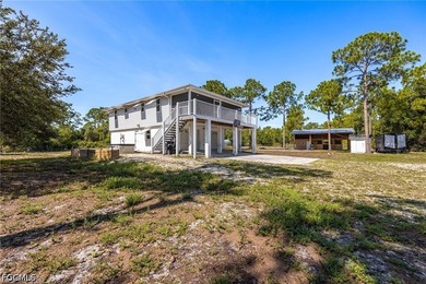 Escape to the peace and privacy of country living with this - photo 1