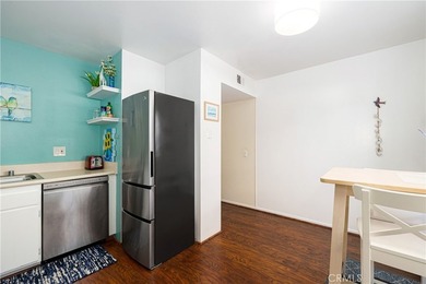Superior location, close to Huntington Harbor, shopping, schools - photo 11