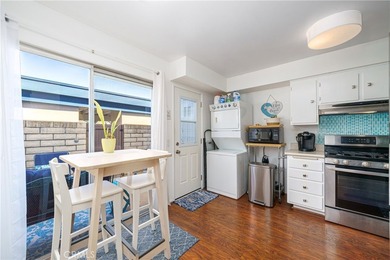 Superior location, close to Huntington Harbor, shopping, schools - photo 12