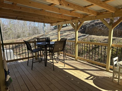 NEW DOUBLEWIDE WITH SEASONAL LAKE VIEW WOOD CREEK LAKE - photo 14