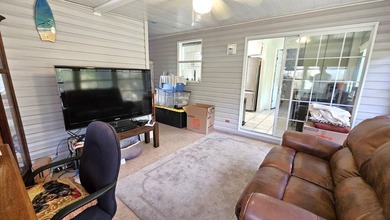 Welcome to this beautifully maintained, fully furnished home - photo 15