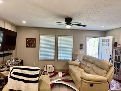 NEW DOUBLEWIDE WITH SEASONAL LAKE VIEW WOOD CREEK LAKE - photo 17