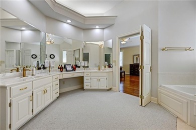 Stunning Custom Built Masterpiece on Extensively Landscaped - photo 28