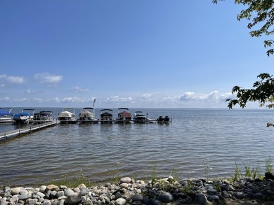 Golf course lot with approximately 300 ft of shared access to - photo 8
